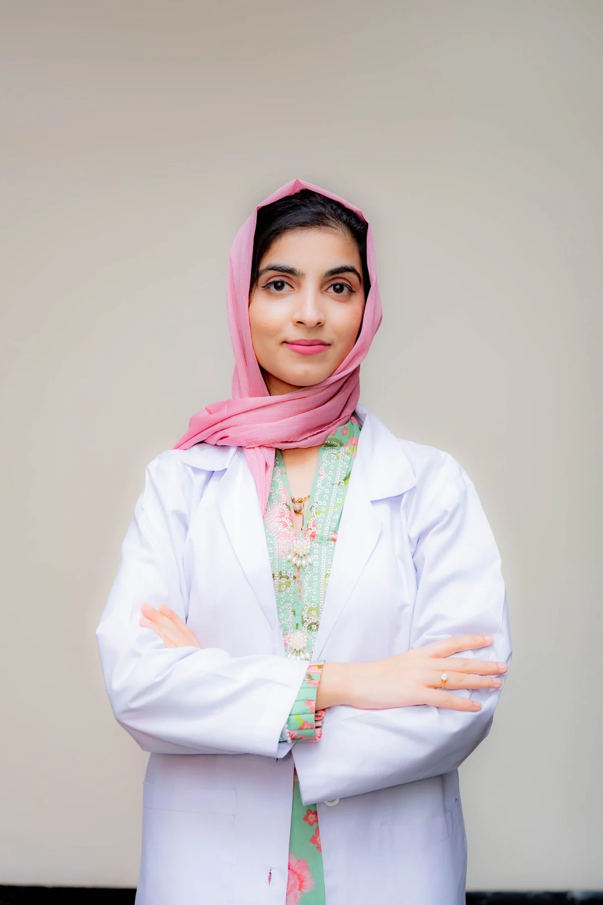 Speech therapist at Speech Rehab Clinic providing speech therapy for children with special needs